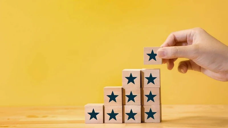 estrelas representando os ótimos resultados após investir em uma consultoria de seo